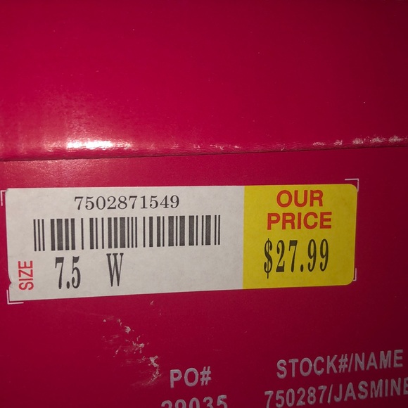 Gold Heels - Picture 5 of 6